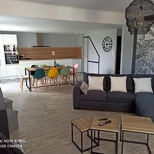  Hébergement de vacances Maison De Village 6/9 Prs France